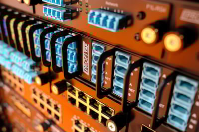 TAPsInRack-Newbie.jpg TAPsInRack_Profitap.jpg